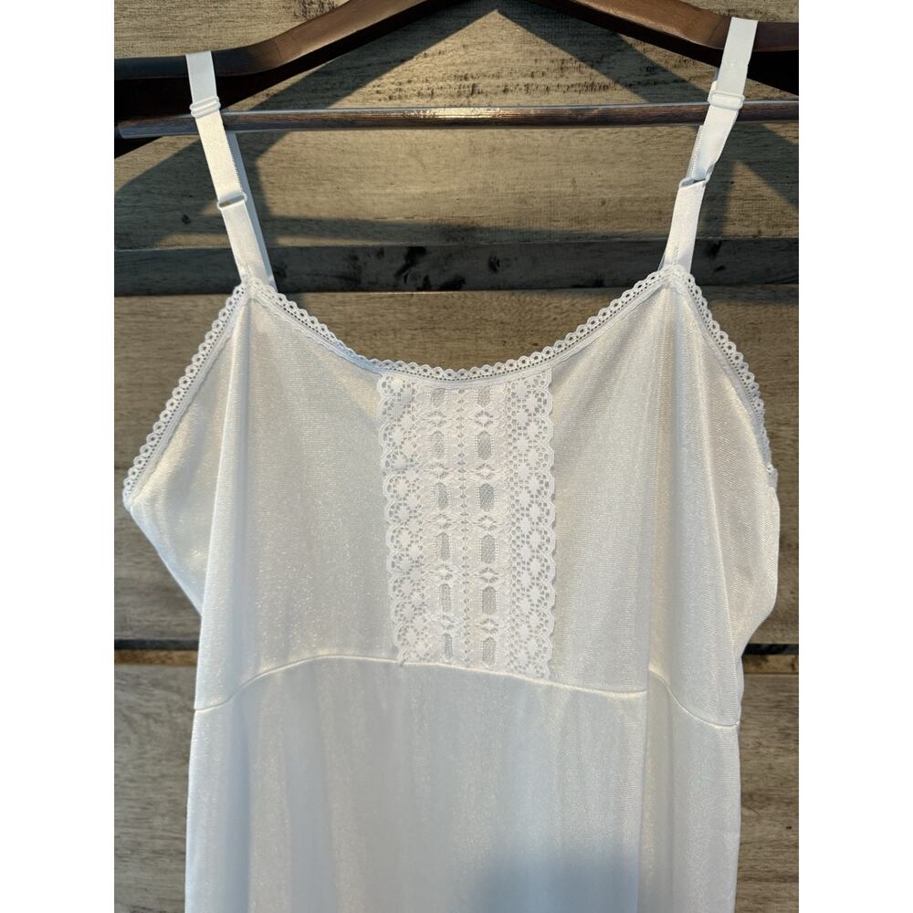 Vintage Nightgown Slip White Lace 14.5 (M) Nylon Made in USA Bridal TradWife - Picture 2 of 8